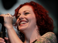 Anneke van Giersbergen